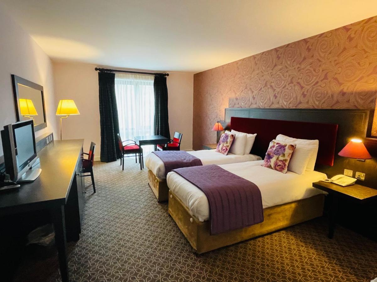 Burren Atlantic Hotel & Holiday Cottages Ballyvaughan Eksteriør bilde