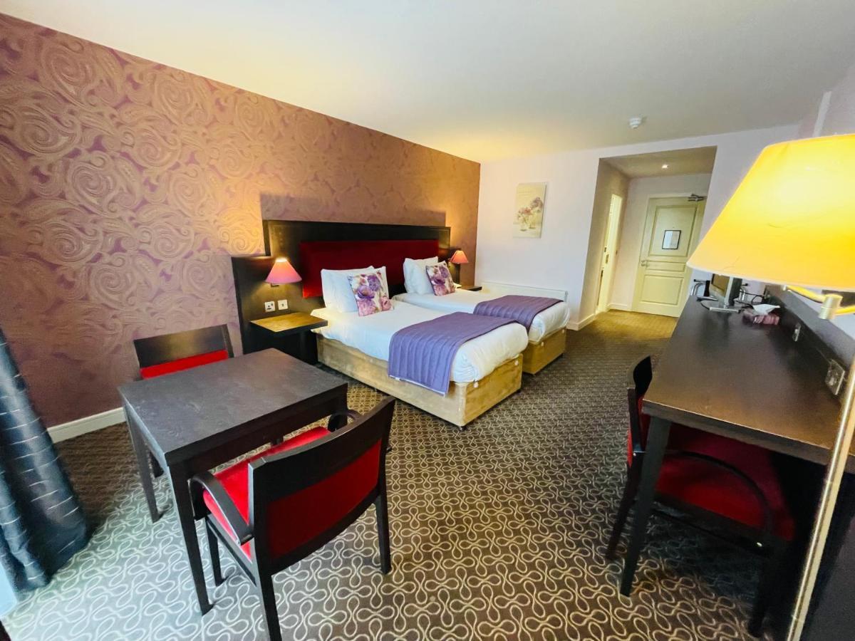 Burren Atlantic Hotel & Holiday Cottages Ballyvaughan Eksteriør bilde