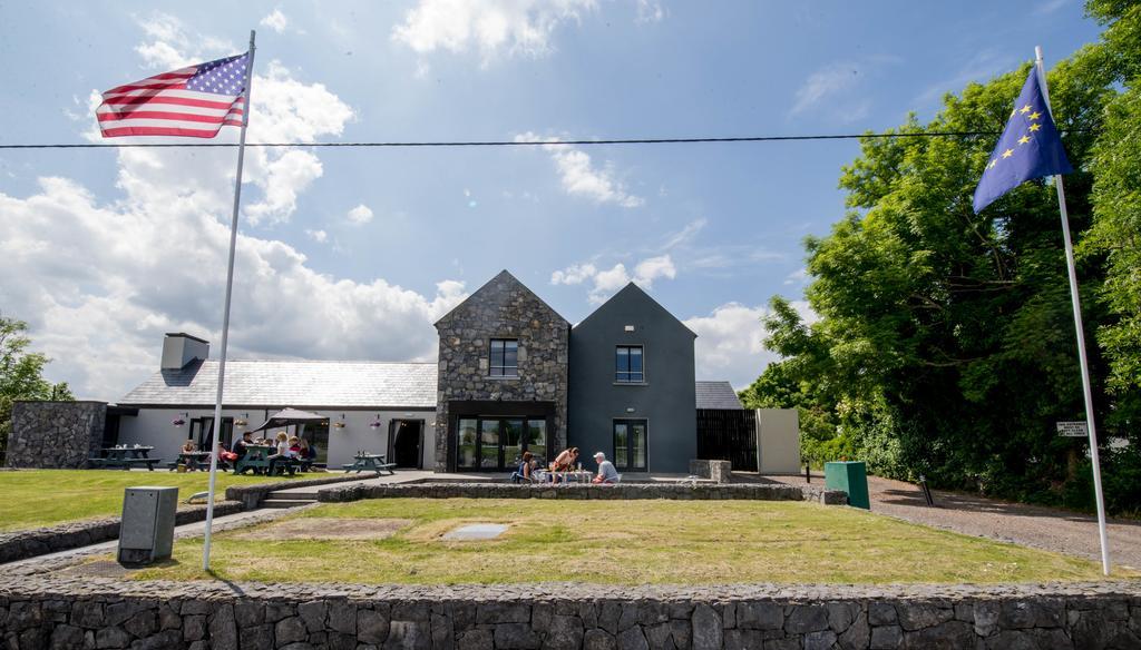 Burren Atlantic Hotel & Holiday Cottages Ballyvaughan Eksteriør bilde